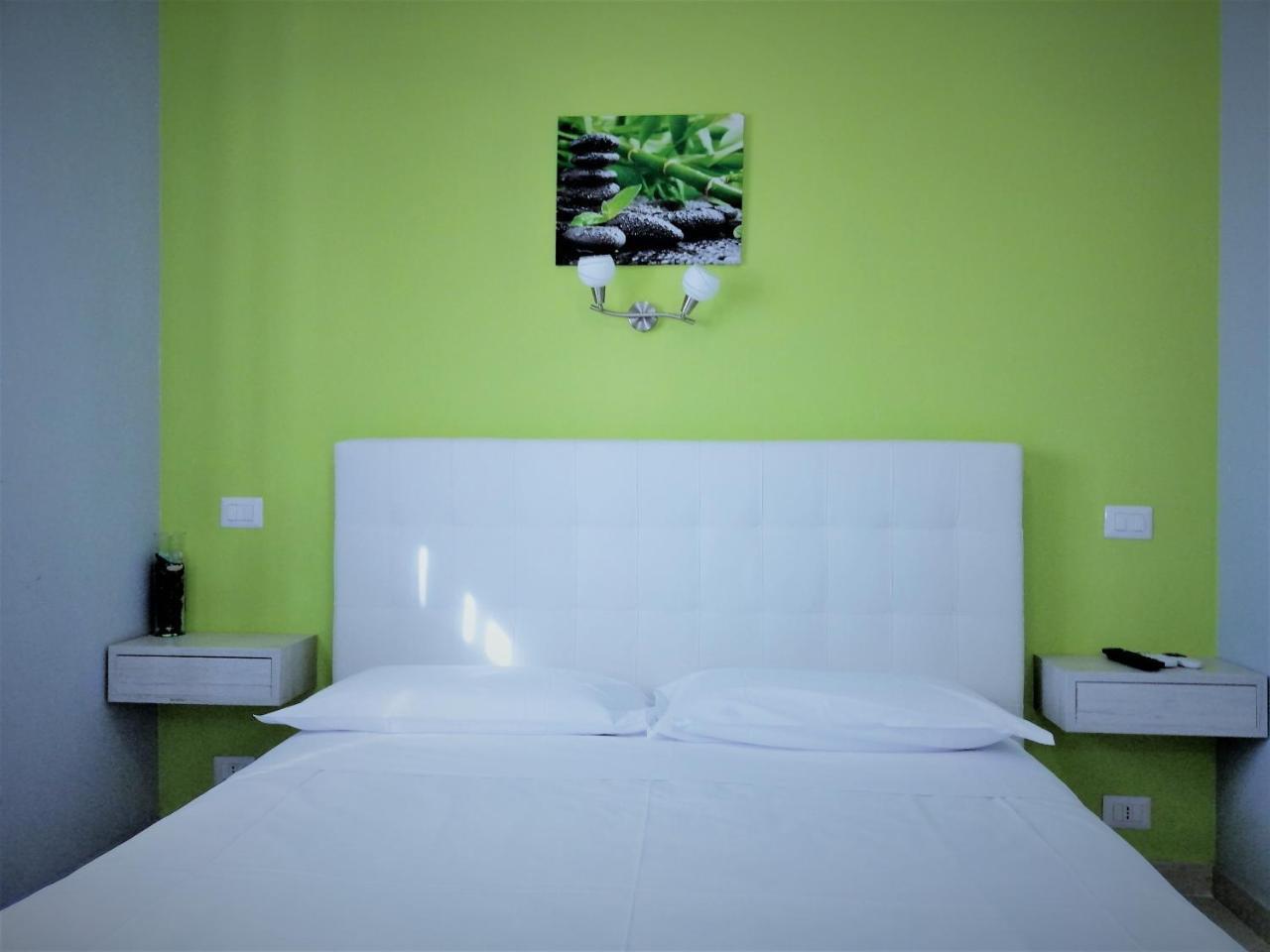 Albachiara Guest House Fiumicino Luaran gambar